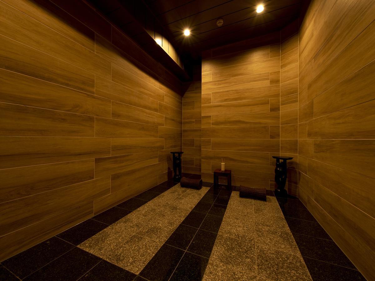 Capsule Hotel Anshin Oyado Premium Resort Kyoto Shijo Karasuma Exterior photo