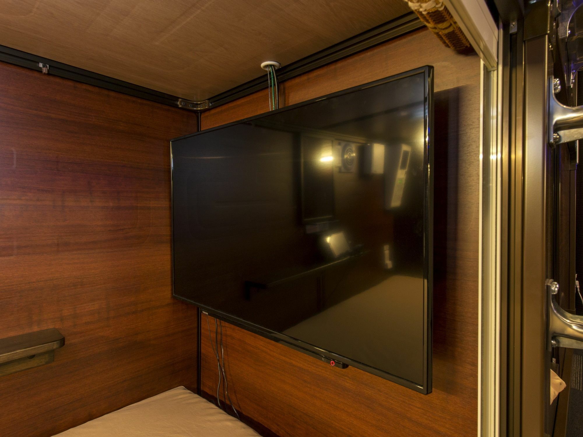 Capsule Hotel Anshin Oyado Premium Resort Kyoto Shijo Karasuma Exterior photo